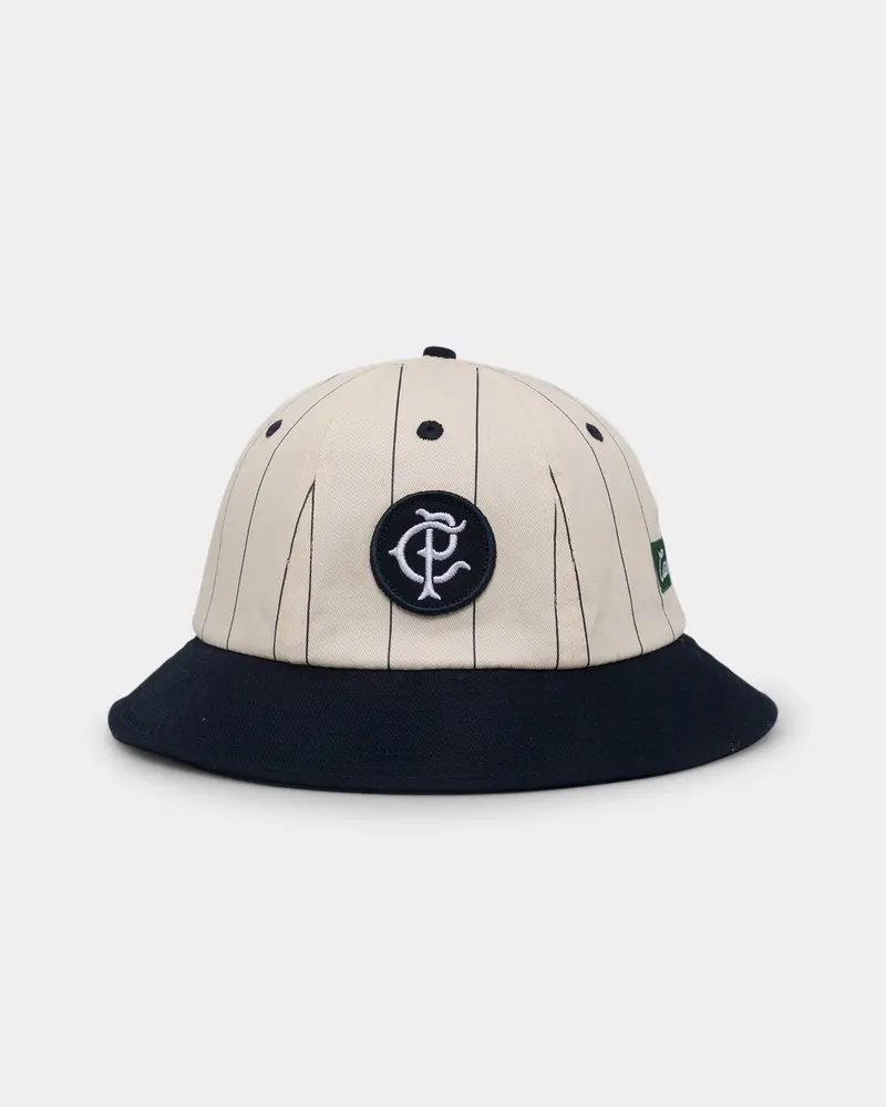 Carre Base Bucket Hat Off White/Navy 1