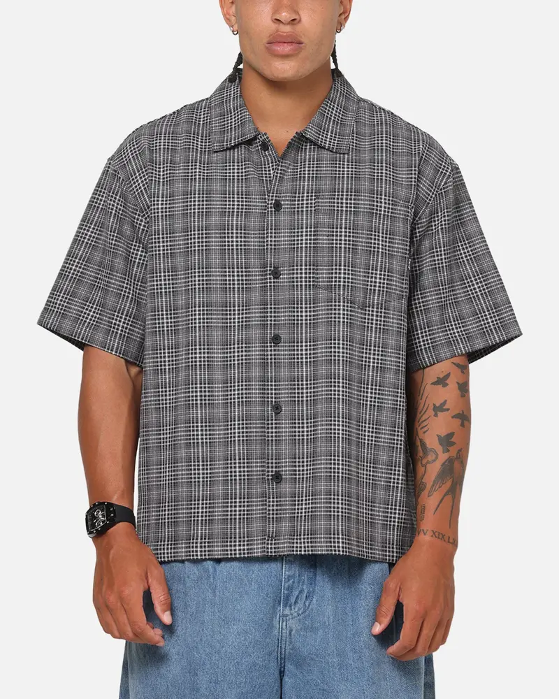 Carre Plaid Button Up Shirt Black-Plaid 1