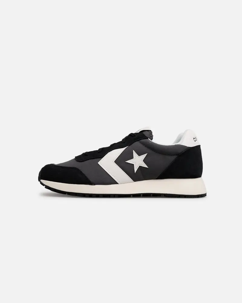 Converse Omega Trainer Black/White 1