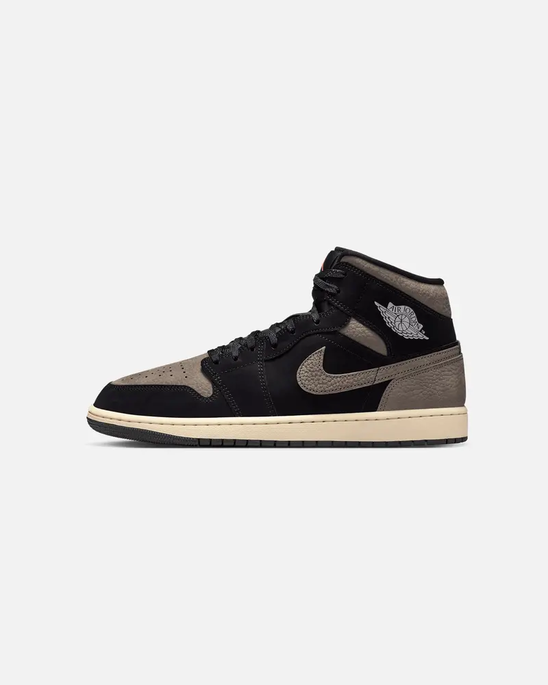 Jordan Air Jordan 1 Mid Se Black 1
