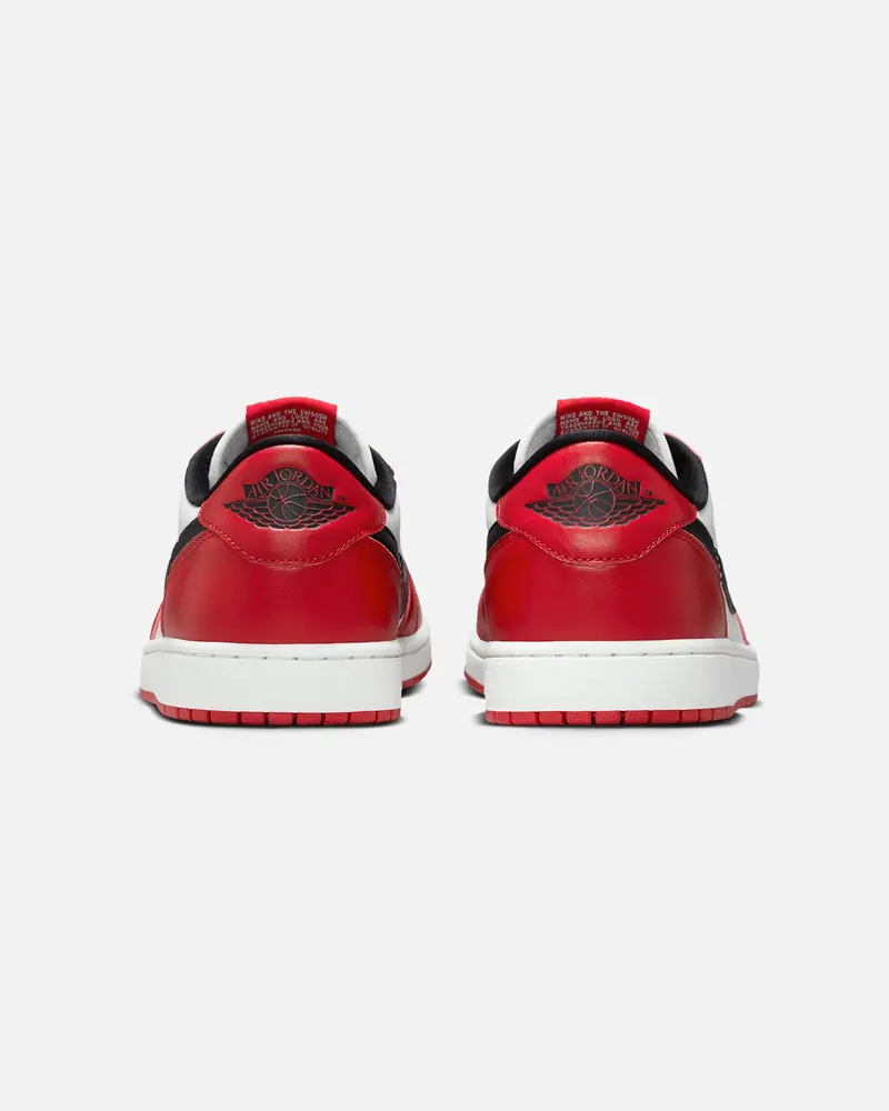 Jordan Air Jordan 1 Retro Low "Chicago" Red/Black 3