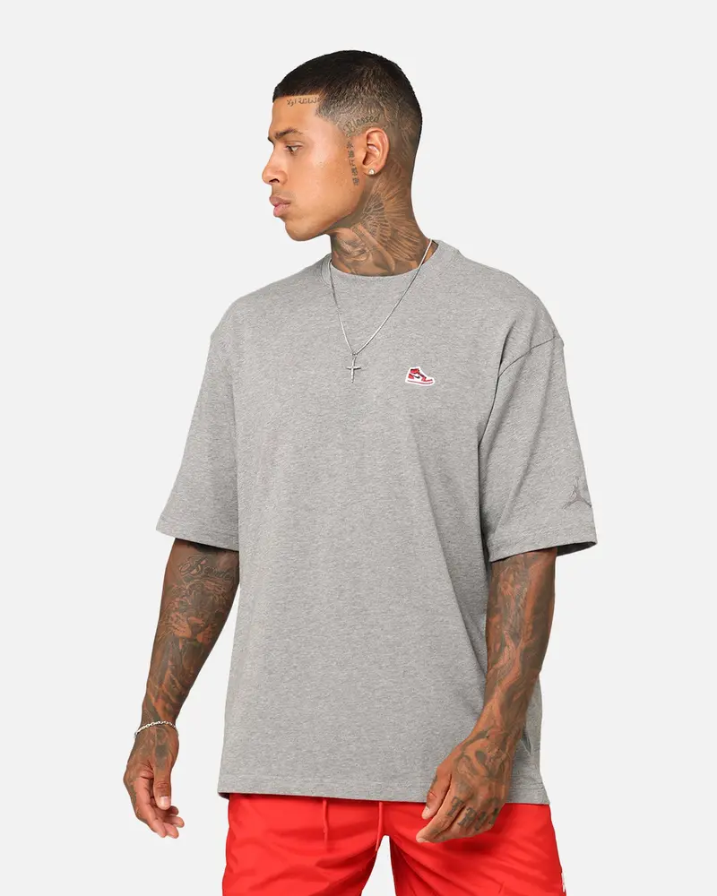 Jordan Brand Sneaker Patch Crew T-Shirt Carbon Heather 1