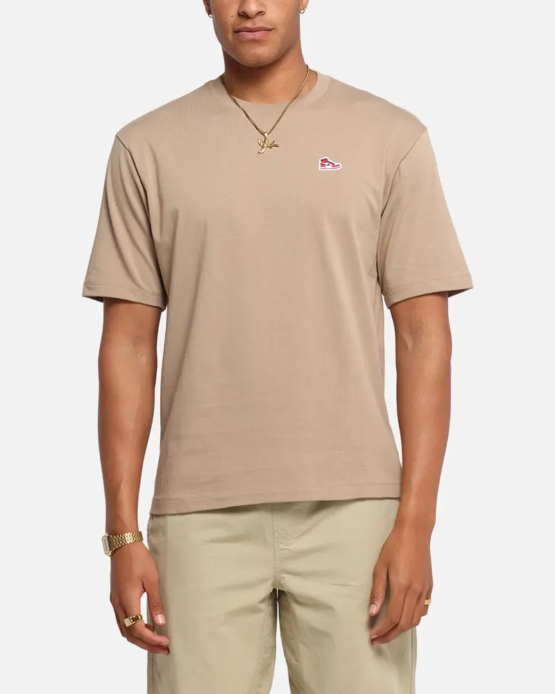 Jordan Brand Sneaker Patch Crewneck T-Shirt Desert Camo/Black 1