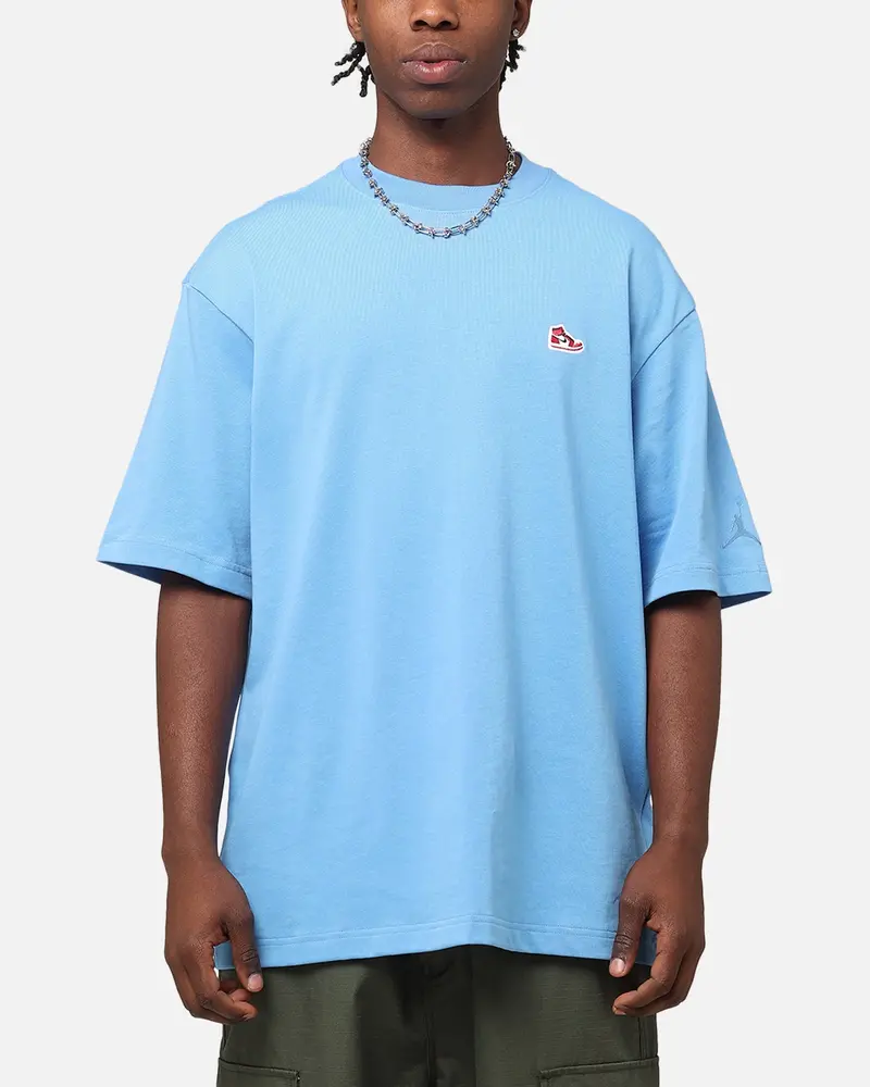 Jordan Brand Sneaker Patch Crewneck T-Shirt Legend Blue 1