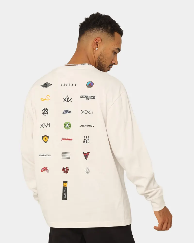Jordan Flight Heritage 85 Graphic Crewneck Phantom 1