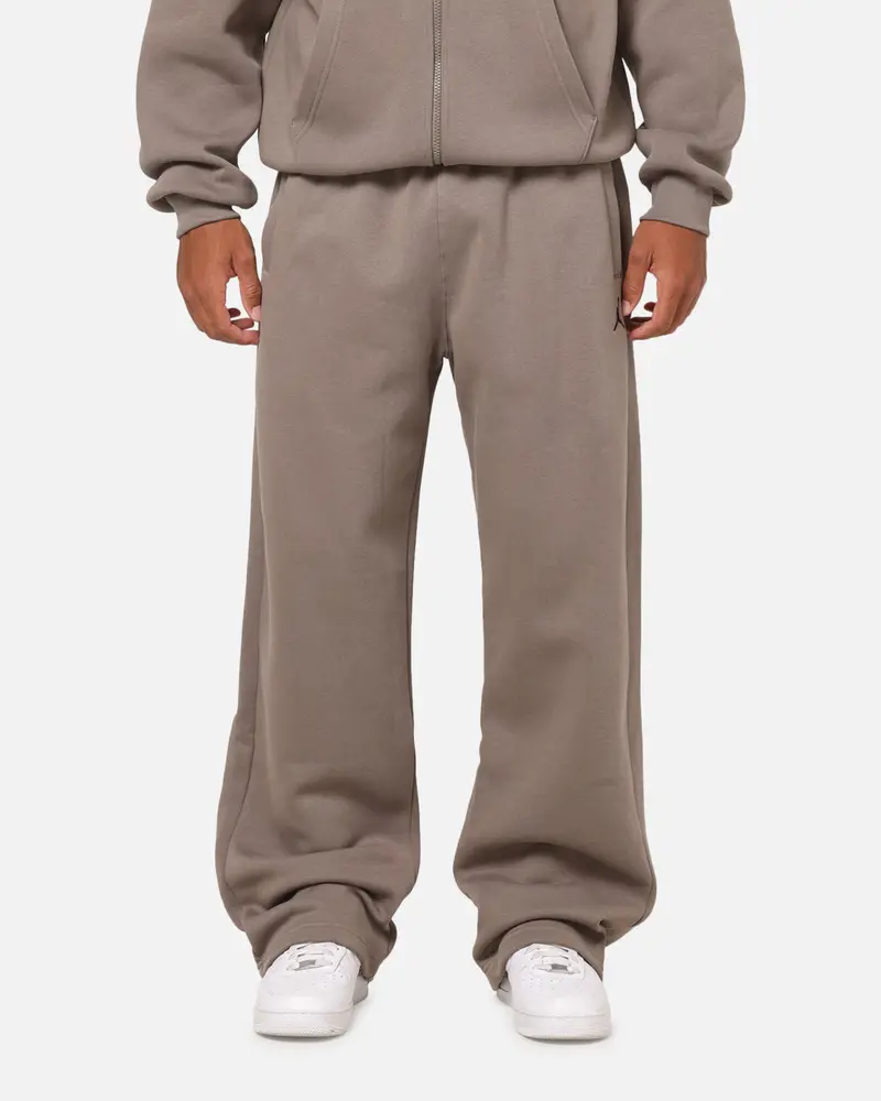 Jordan Jumpman Brooklyn Fleece Oversized Open-Hem Pants Olive Grey/Black 5