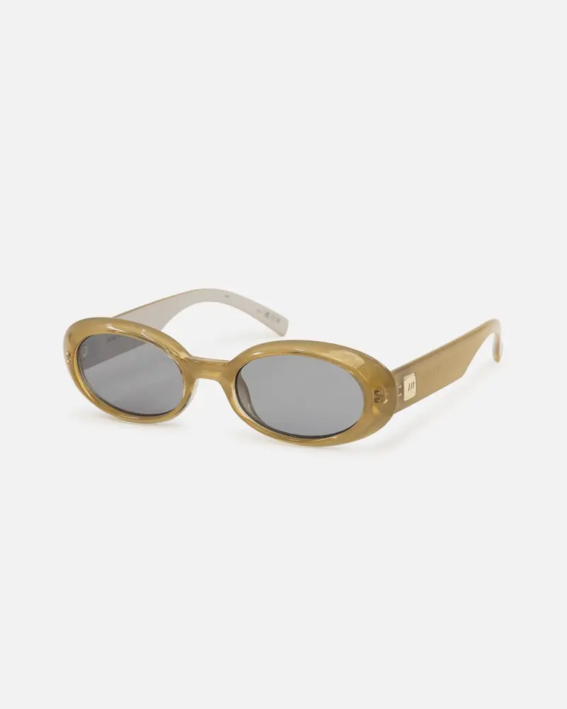 Le Specs Work It Sunglasses Champagne 1