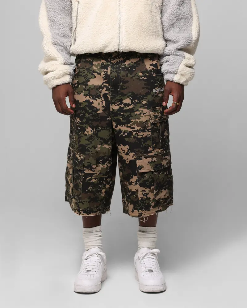 Loiter 3 Quarter Pants Digi Camo 1