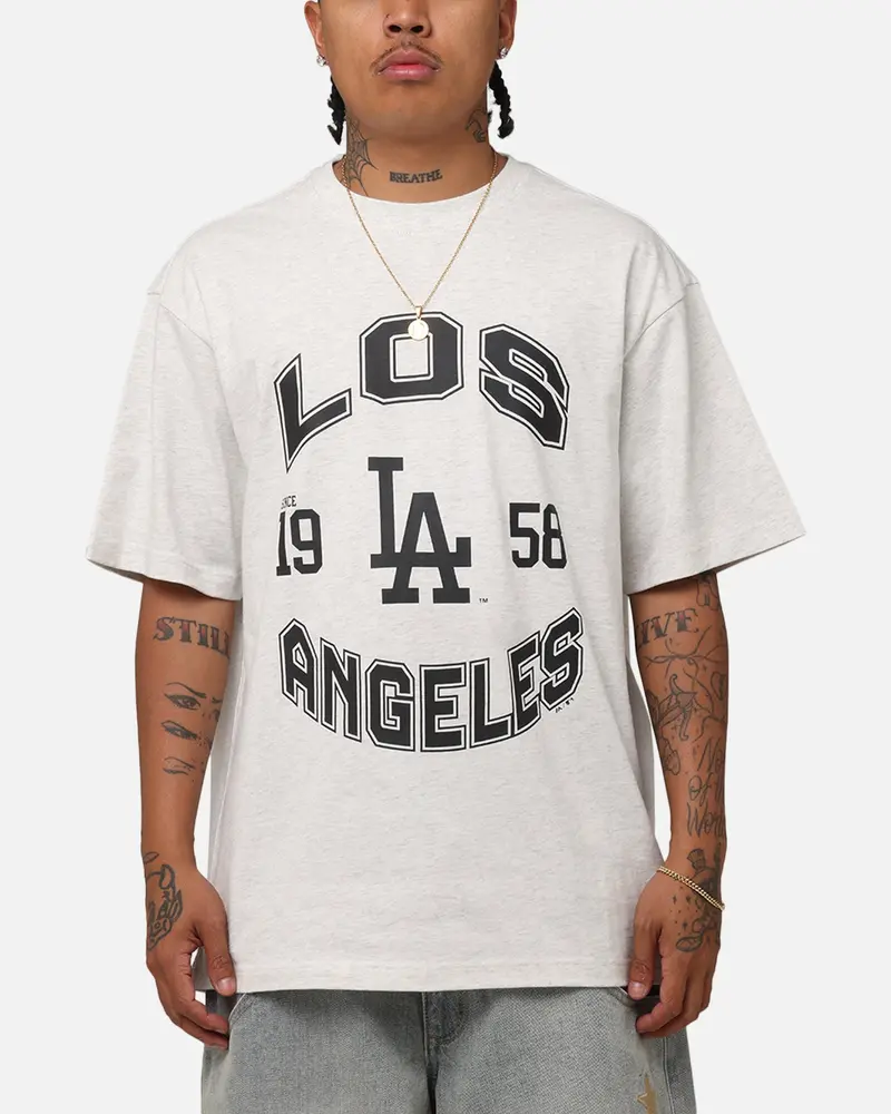 Majestic Athletic Los Angeles Dodgers Doyers Crest T-Shirt Silver Marle 1