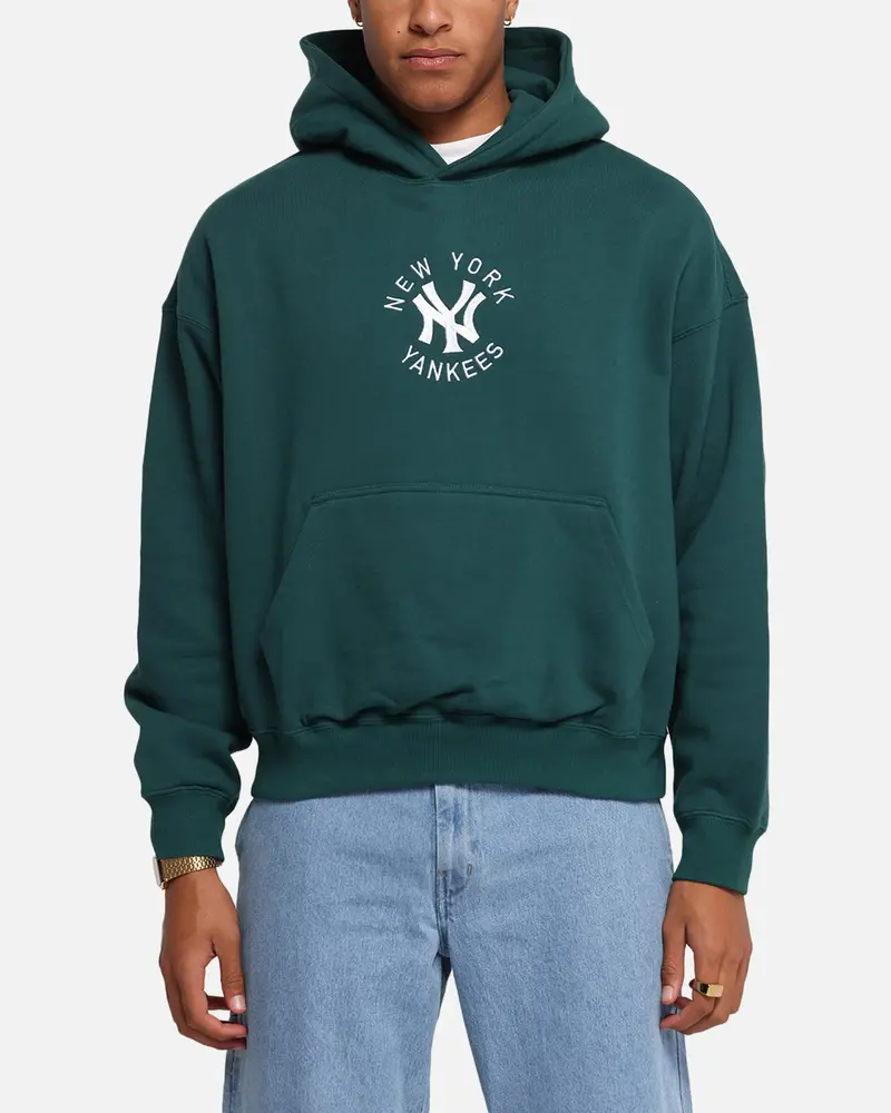 Majestic Athletic New York Yankees Mid Crest Boxy Hoodie Emerald 1