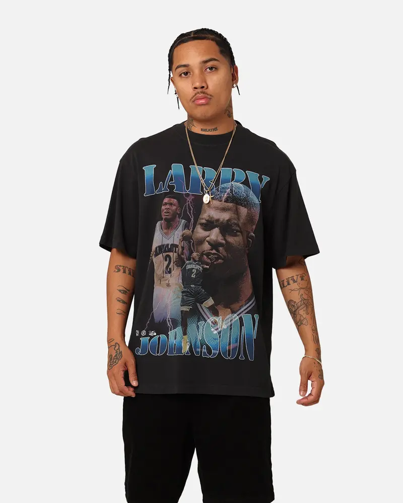 Mitchell & Ness Charlotte Hornets Larry Johnson Player & Stats T-Shirt Black 1