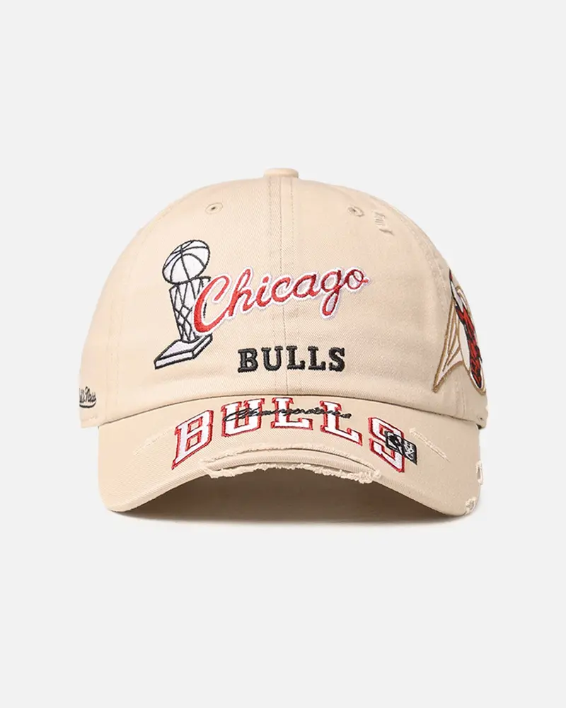 Mitchell & Ness Chicago Bulls 'Big Time' Dad Fit Strapback Bone 1