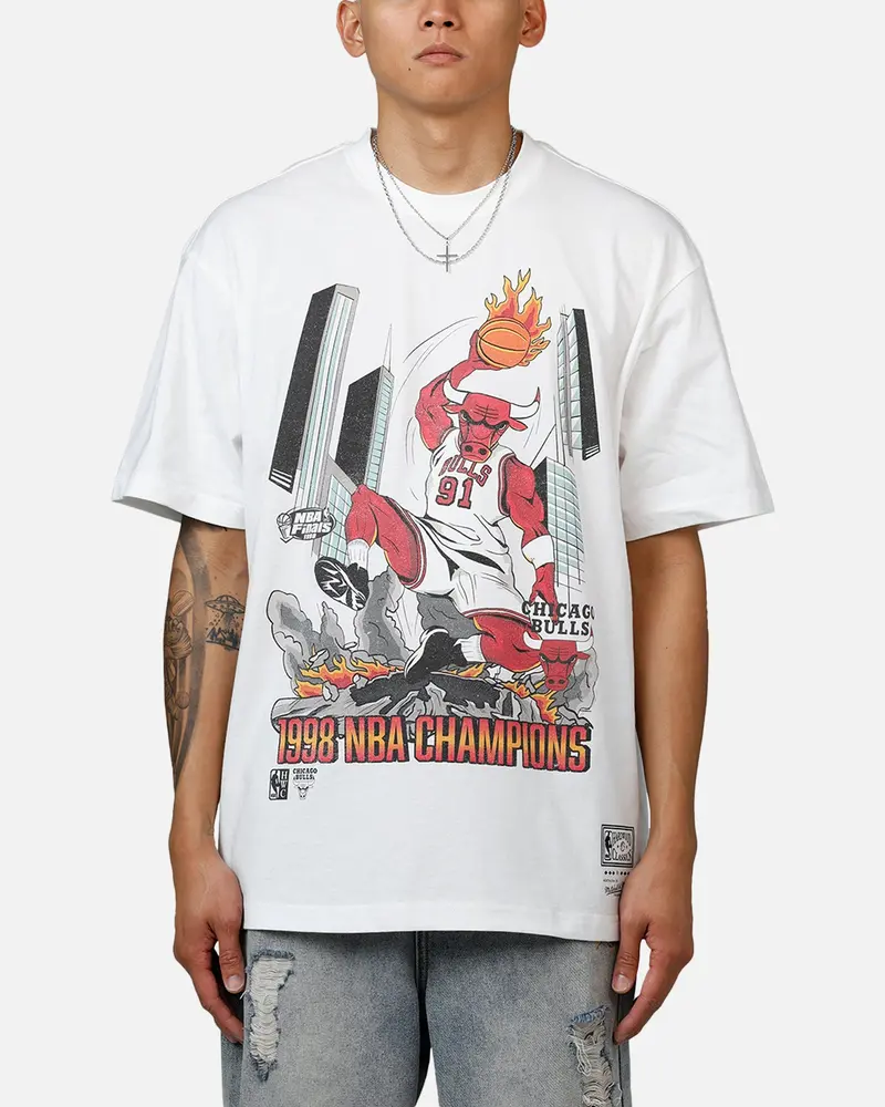 Mitchell & Ness Chicago Bulls Board Beaker T-Shirt Vintage White 1