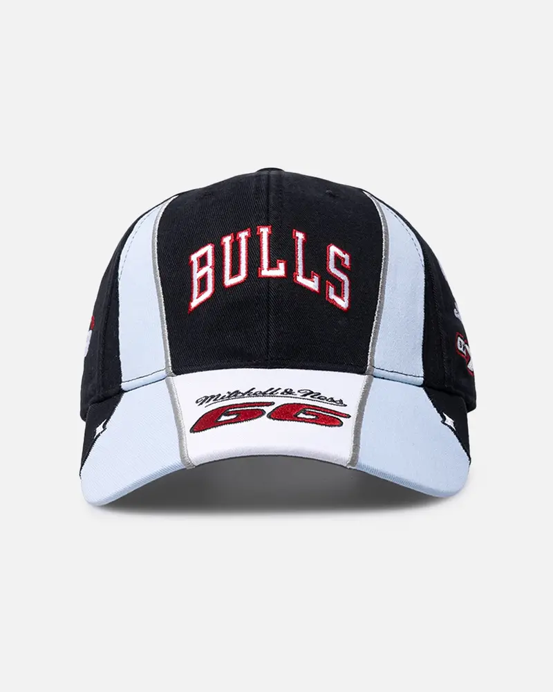 Mitchell & Ness Chicago Bulls Circuit Strapback Black/Blue 1
