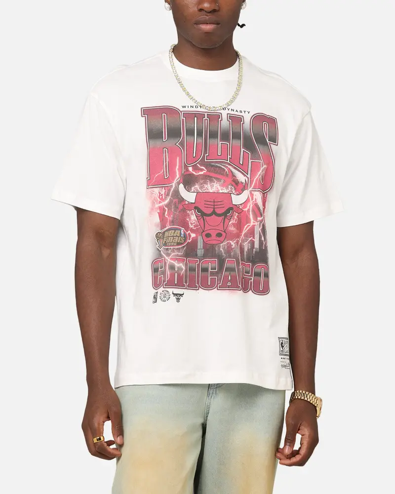 Mitchell & Ness Chicago Bulls City Strike T-Shirt Vintage White 1