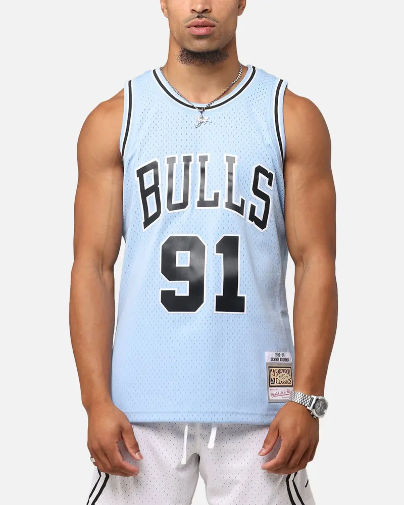Mitchell & Ness Chicago Bulls Dennis Rodman 'Vapor Blue' Jersey Light Blue 1