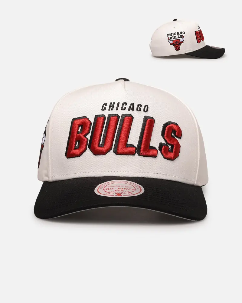 Mitchell & Ness Chicago Bulls 'Draft Day' Pro Pinch Snapback White/Black 1