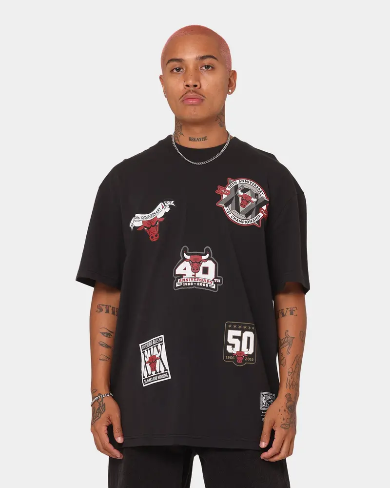 Mitchell & Ness Chicago Bulls Flight T-Shirt Black 1