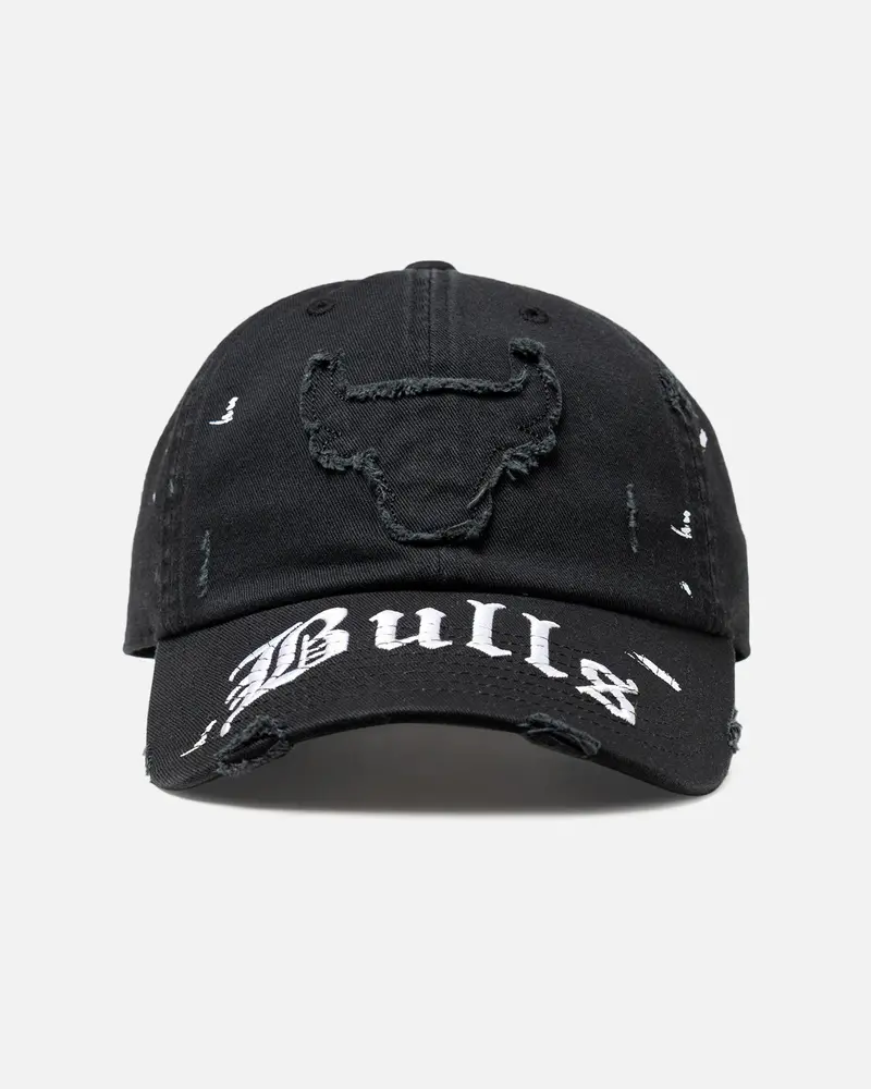 Mitchell & Ness Chicago Bulls 'Gothic Arch' Dad Fit Strapback Washed Black 1