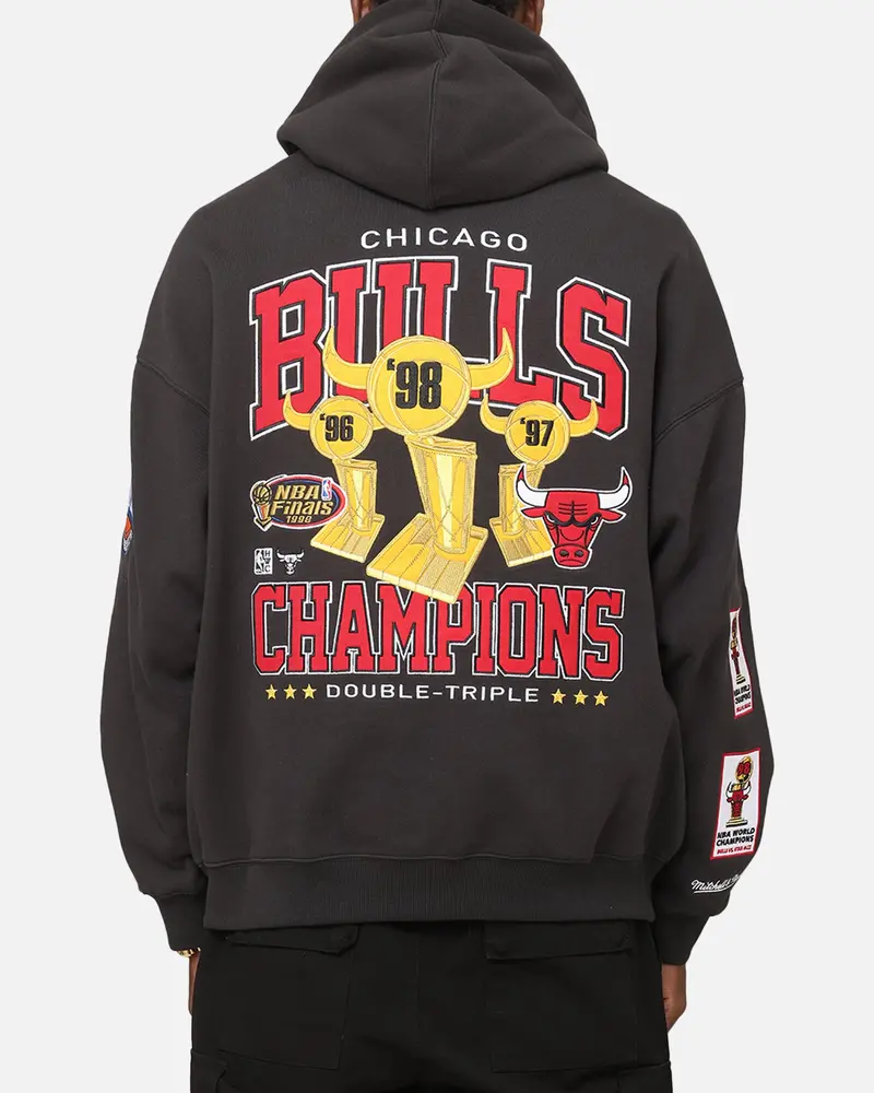 Mitchell & Ness Chicago Bulls Pinnacle Hoodie Faded Black 1