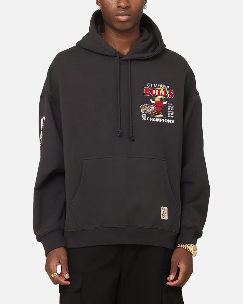 Mitchell & Ness Chicago Bulls Pinnacle Hoodie Faded Black 2