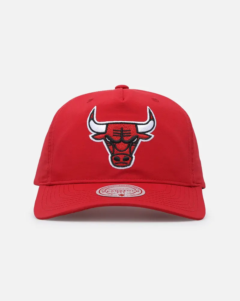Mitchell & Ness Chicago Bulls Retro Matte Nylon Origins Snapback Red 1
