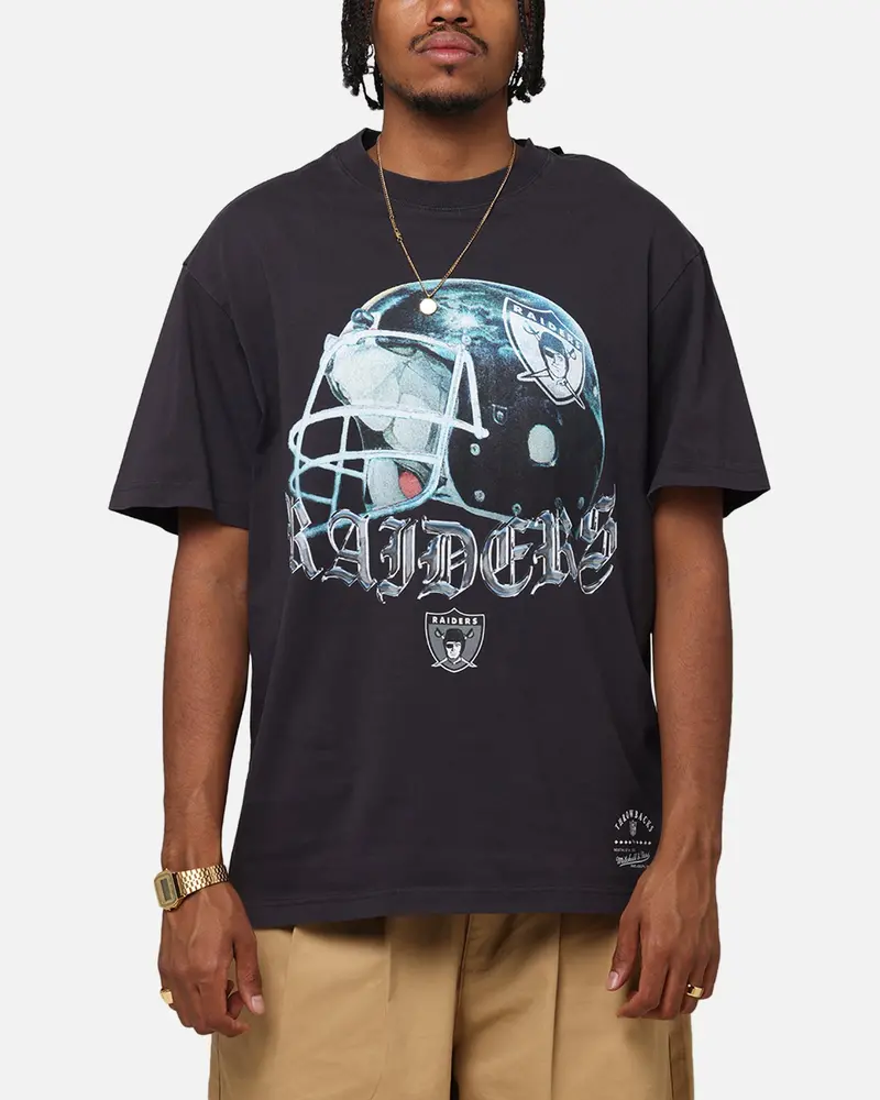 Mitchell & Ness Las Vegas Raiders Helmet T-Shirt Overdyed Black 1