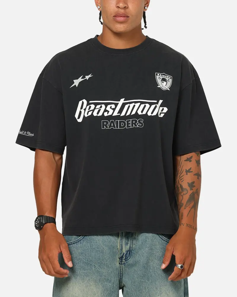 Mitchell & Ness Las Vegas Raiders Star Beastmode Boxy T-Shirt Black 1