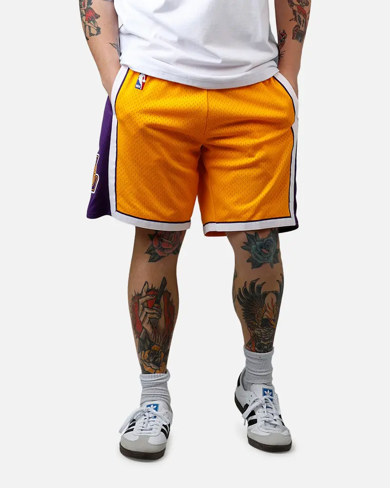 Mitchell & Ness Los Angeles Lakers 09' Swingman Shorts Yellow 1