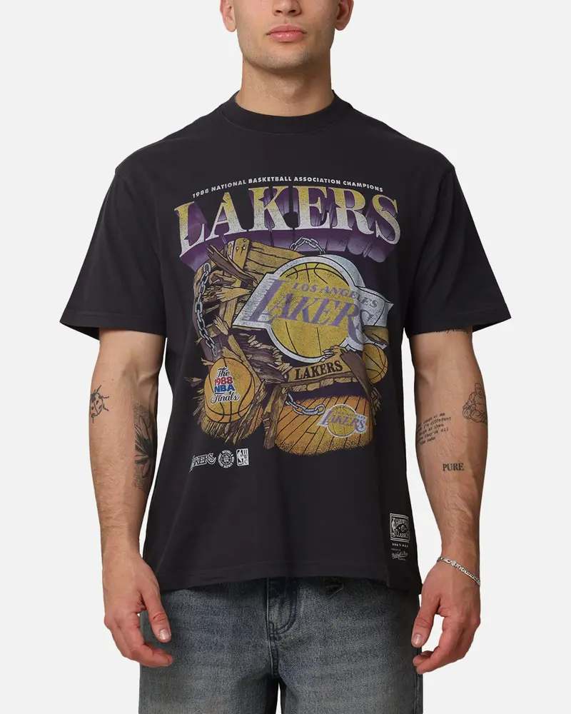 Mitchell & Ness Los Angeles Lakers Bevel Burst T-Shirt Overdyed Black 1