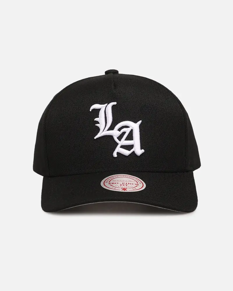 Mitchell & Ness Los Angeles Lakers 'Gothic Letter' Pro Pinch Snapback Black 1