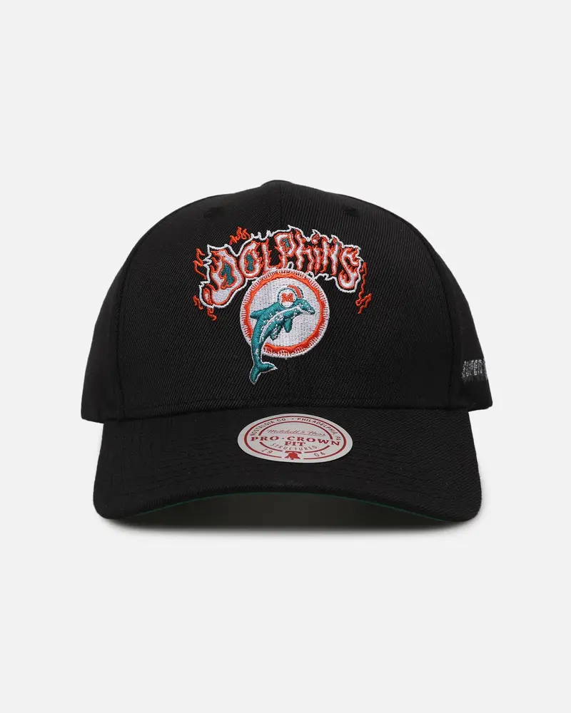 Mitchell & Ness Miami Dolphins Flames Pro Crown Snapback Faded Black 1
