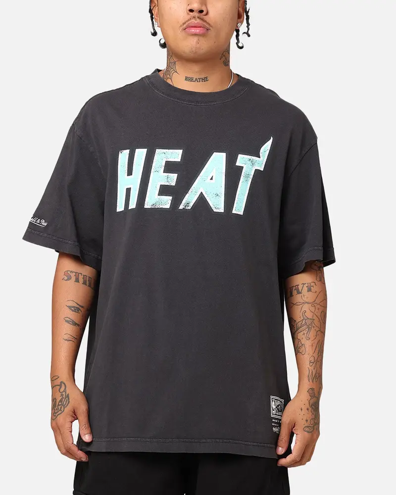 Mitchell & Ness Miami Heat Ice Blue Logo T-Shirt Faded Black 1