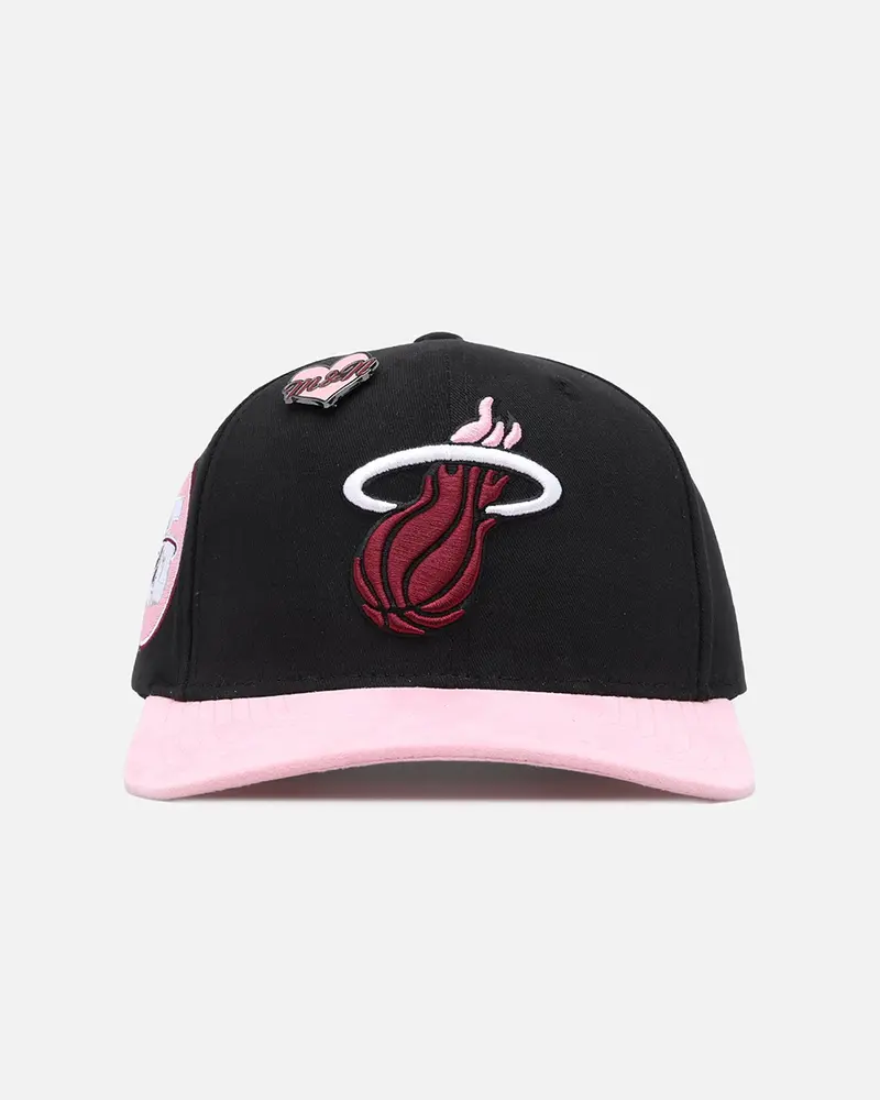 Mitchell & Ness Miami Heat 'Love & Devotion' Snapback Black/Pink 1