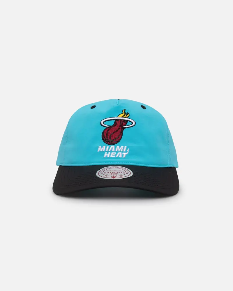 Mitchell & Ness Miami Heat Nylon Deadstock 2-Tone Snapback Bright Aqua/Black 1