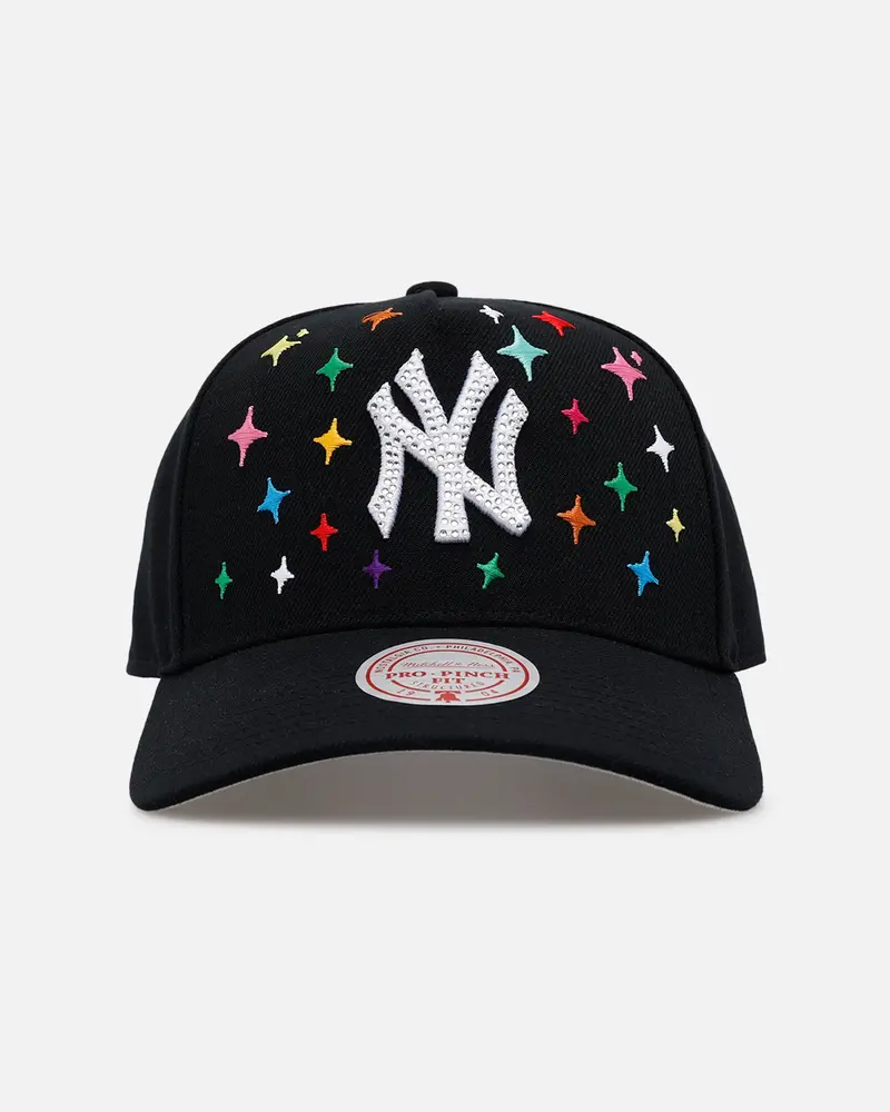 Mitchell & Ness New York Yankees 'Rhinestone Luxury' Pro Pinch Snapback Black 1