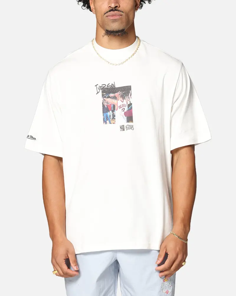 Mitchell & Ness Philadelphia 76Ers Allen Iverson Pre & Post Game T-Shirt Vintage White 1