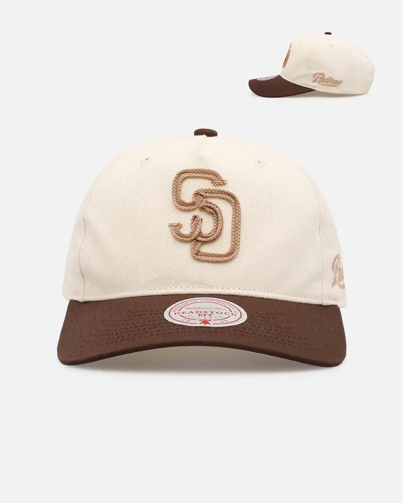 Mitchell & Ness San Diego Padres 'Hand Stitch' Deadstock Snapback Brown 1
