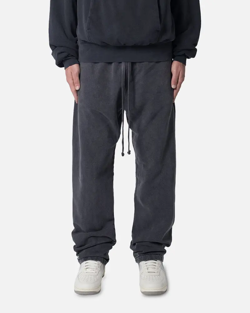 Mnml Relaxed Every Day Sweatpants Washed Black 1