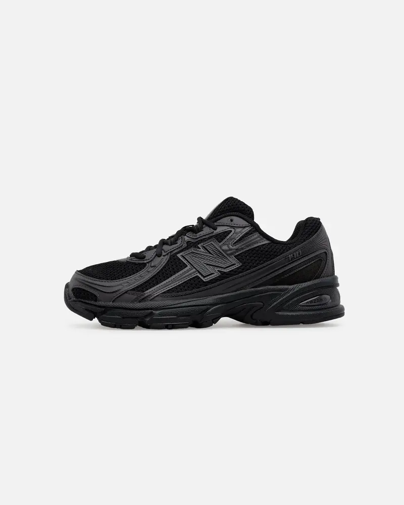 New Balance 740 Black/Black 1