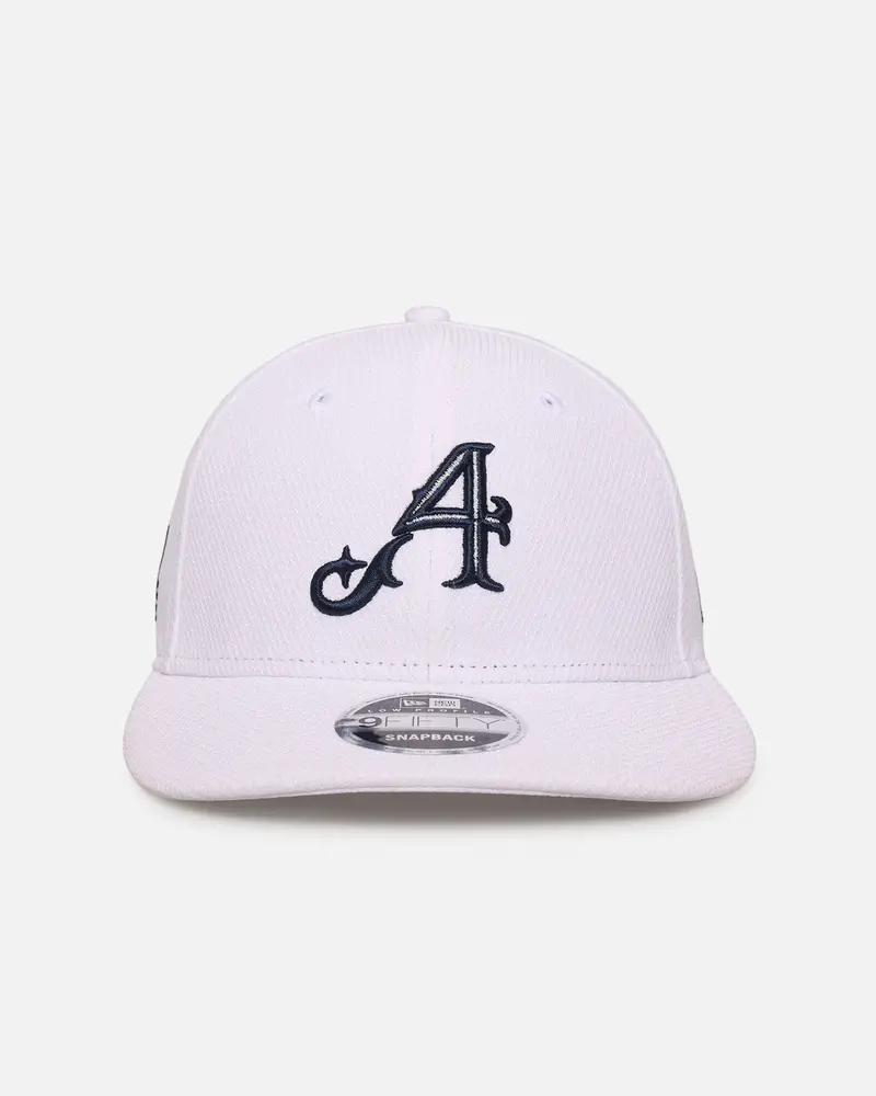 New Era 4Aces Golf Club 'Liv Golf' 9Fifty Low Profile Stretch Snapback White 1
