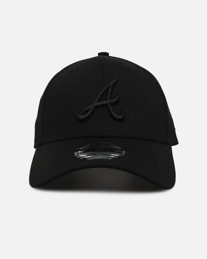 New Era Atlanta Braves 'Black On Black' 9Forty Casual Strapback Black/Black 1