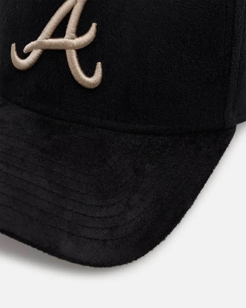 New Era Atlanta Braves 'Suede' 9Forty A-Frame Strapback Black/Tan 2