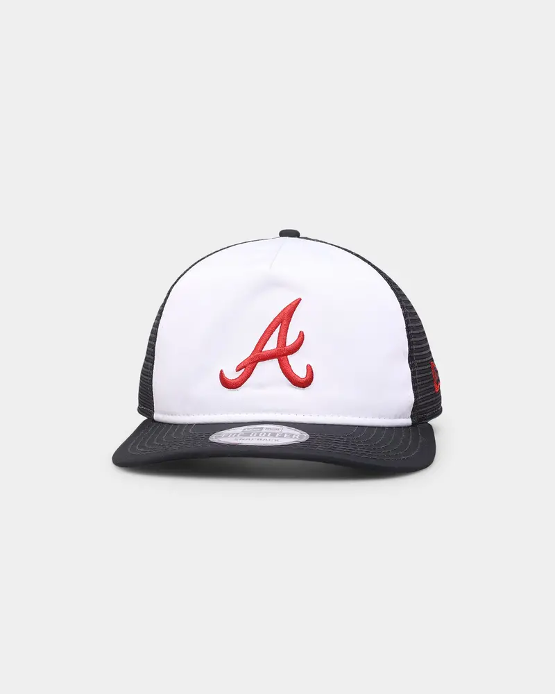 New Era Atlanta Braves 'Team Two-Tone' Prolight Old Golfer Trucker Snapback White/Otc 1