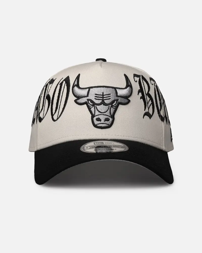 New Era Chicago Bulls 'Gothic Script Two Tone' 9Forty A-Frame Snapback Chrome/Black 1