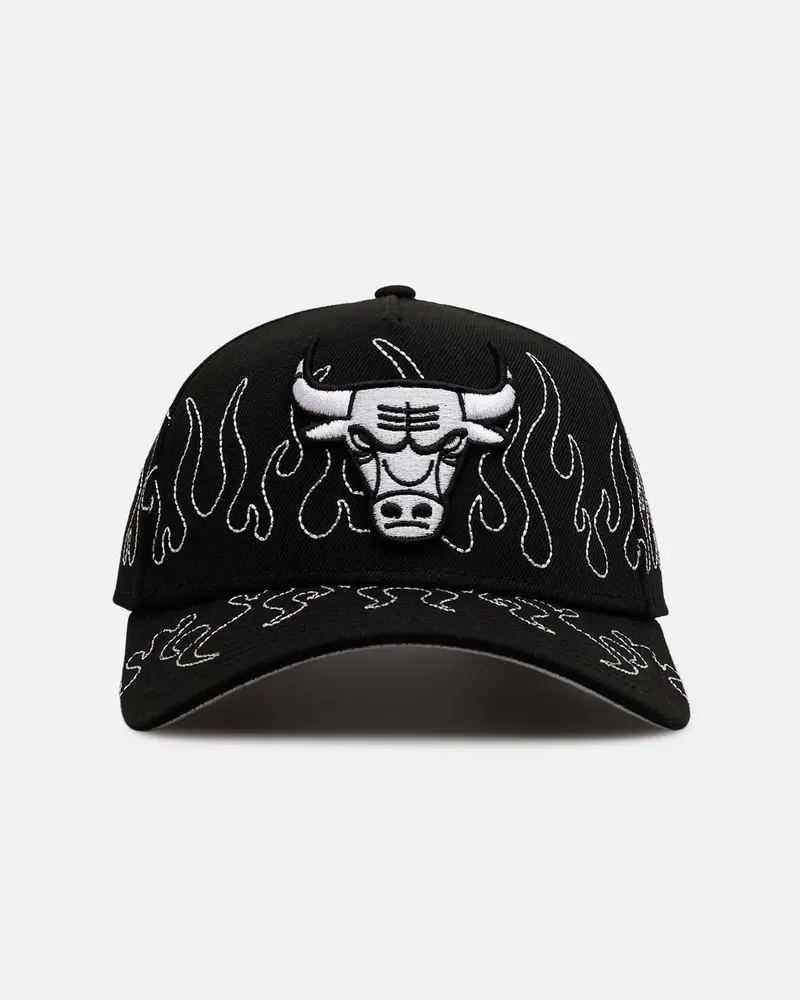 New Era Chicago Bulls 'Outline Flames' 9Forty A-Frame Snapback Black 1
