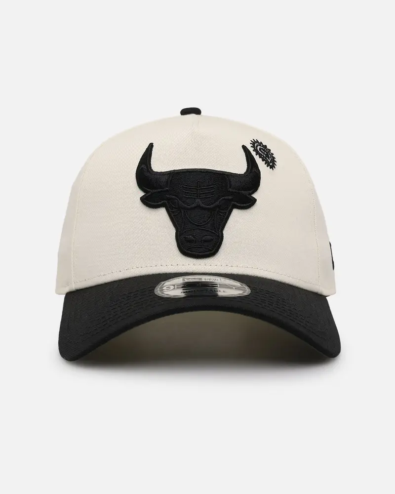 New Era Chicago Bulls 'Paisley Hit' 9Forty A-Frame Snapback Chrome White/Black 1