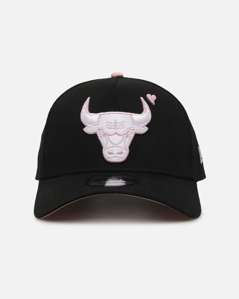 New Era Chicago Bulls 'Pink Satin Hearts 2.0' 9Forty A-Frame Snapback Black/Pink 1
