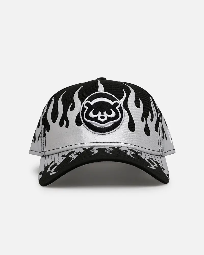 New Era Chicago Cubs 'Metallic Flames' 9Forty A-Frame Snapback Black/Silver 1