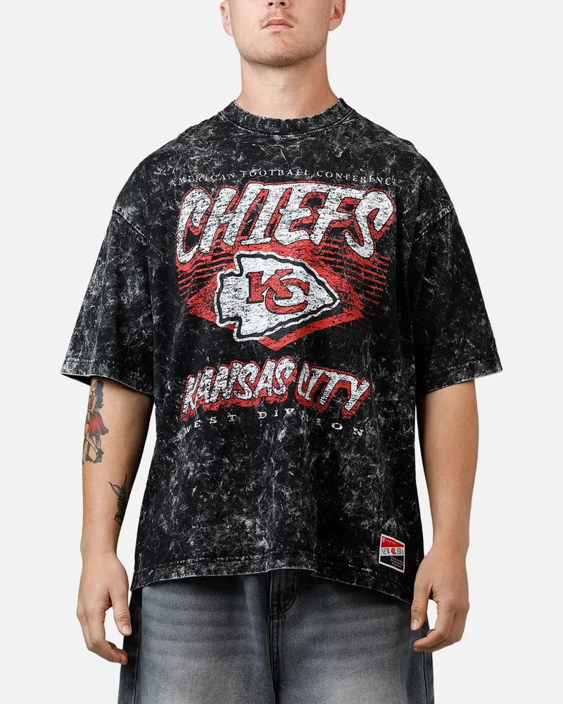 New Era Kansas City Chiefs Boxy Essentials T-Shirt Washed Black 1
